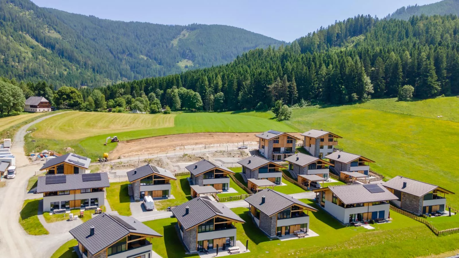 Grebenzen Eiszeit Lodge-Außenbereich Sommer