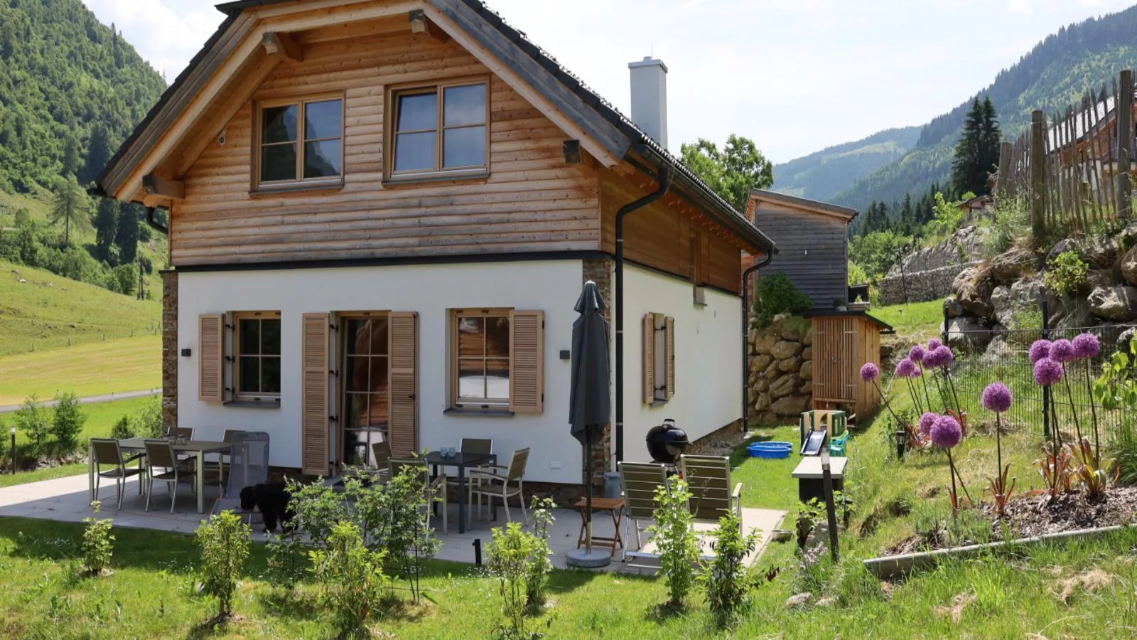 Haus Hestia-Exterior in summer