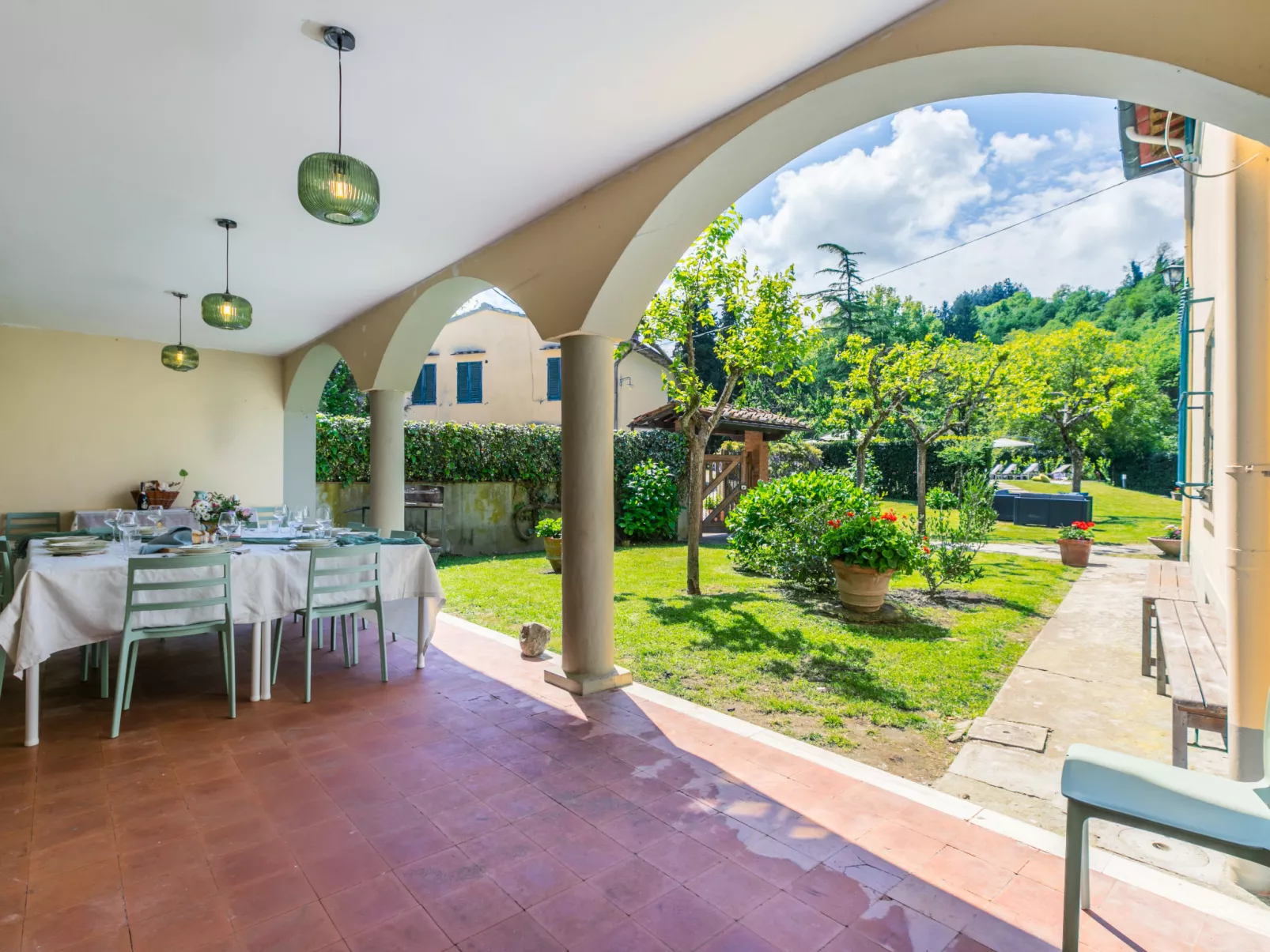 Villa Castagnoli-Outside