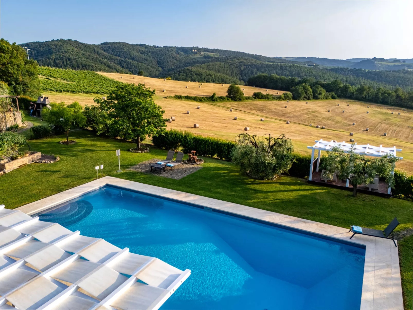 Vineyard View-Outside