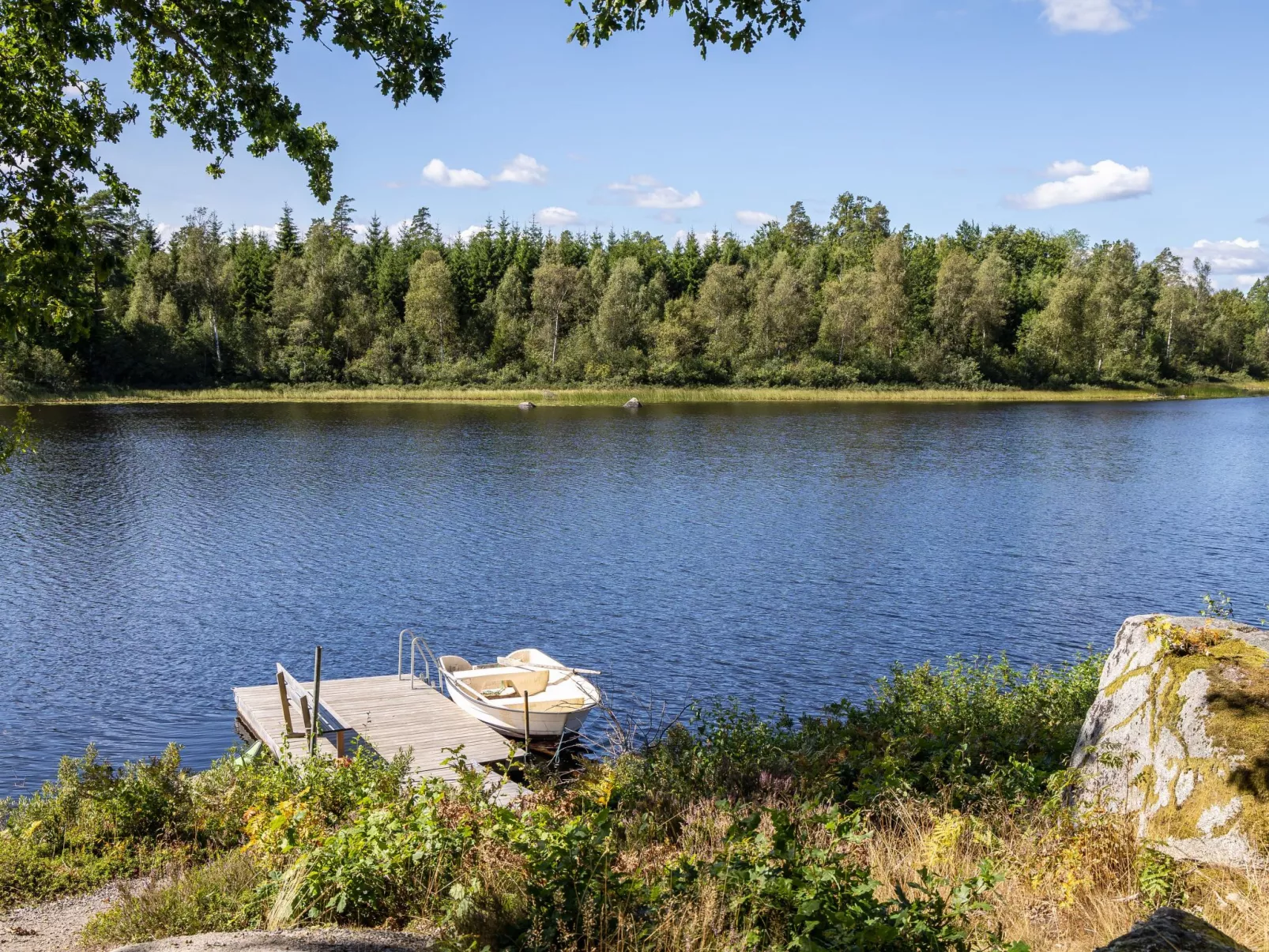 Skogstorp-Outside