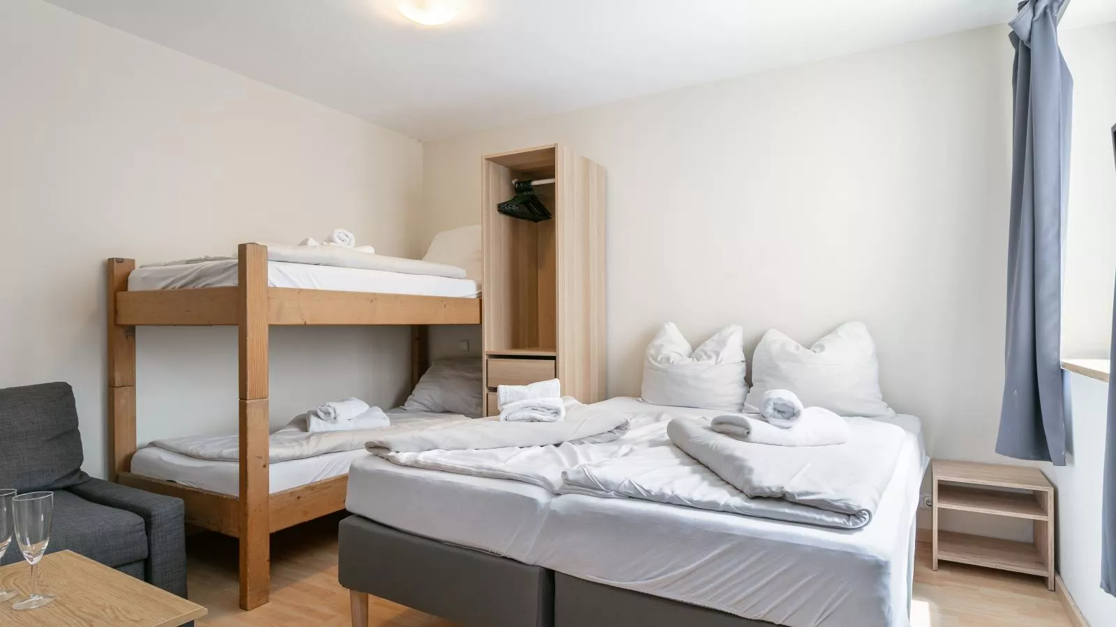 Town House 1-Bedroom