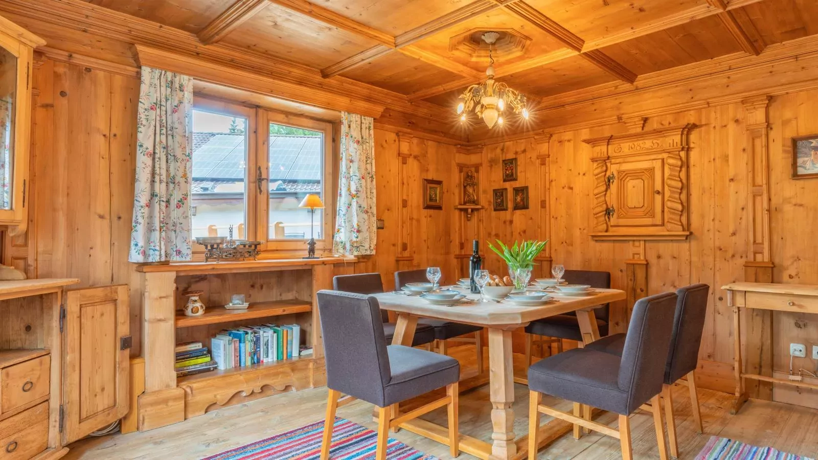 Pletzer-Dining room