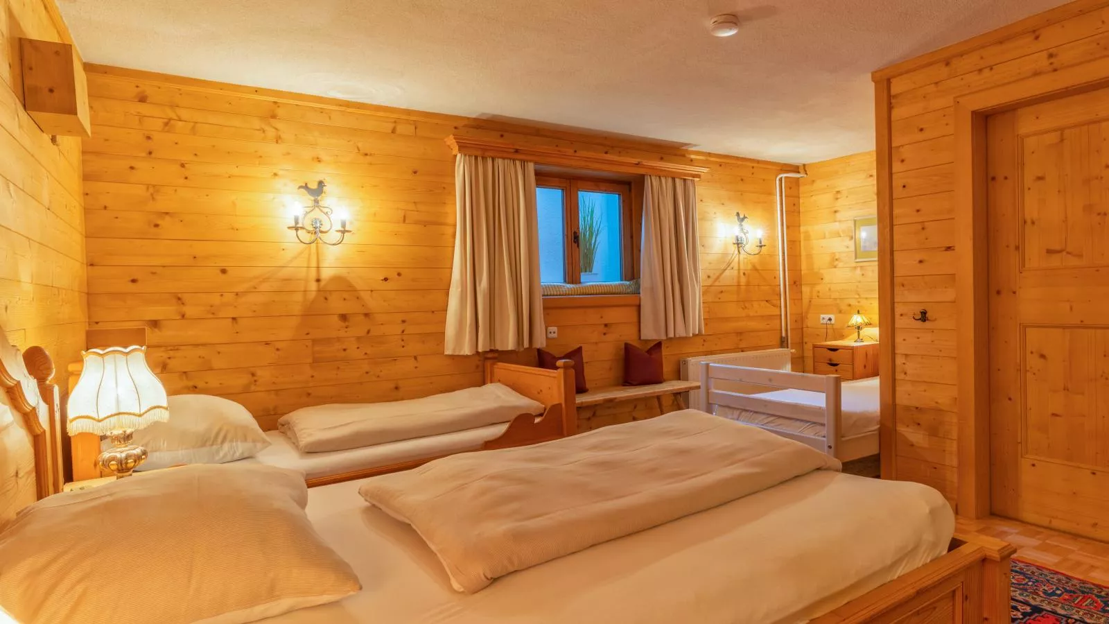 Pletzer-Bedroom