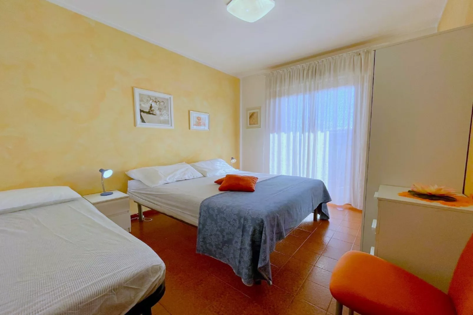 Adriatico 43B-Bedroom