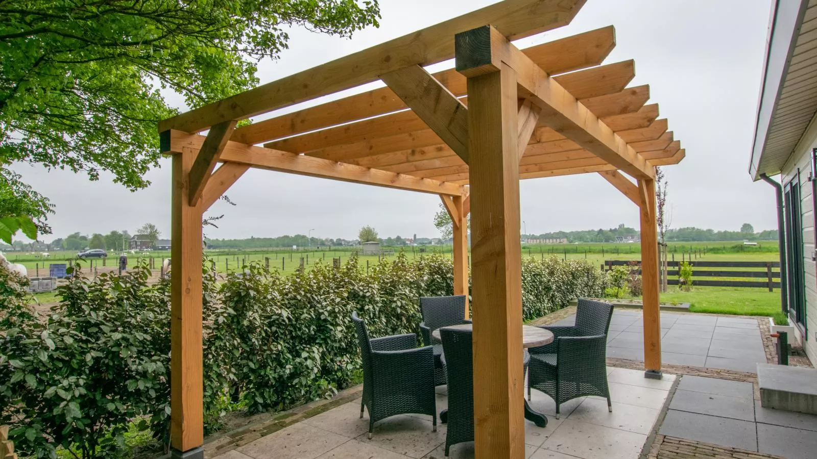 De Huismus-Terrace balcony