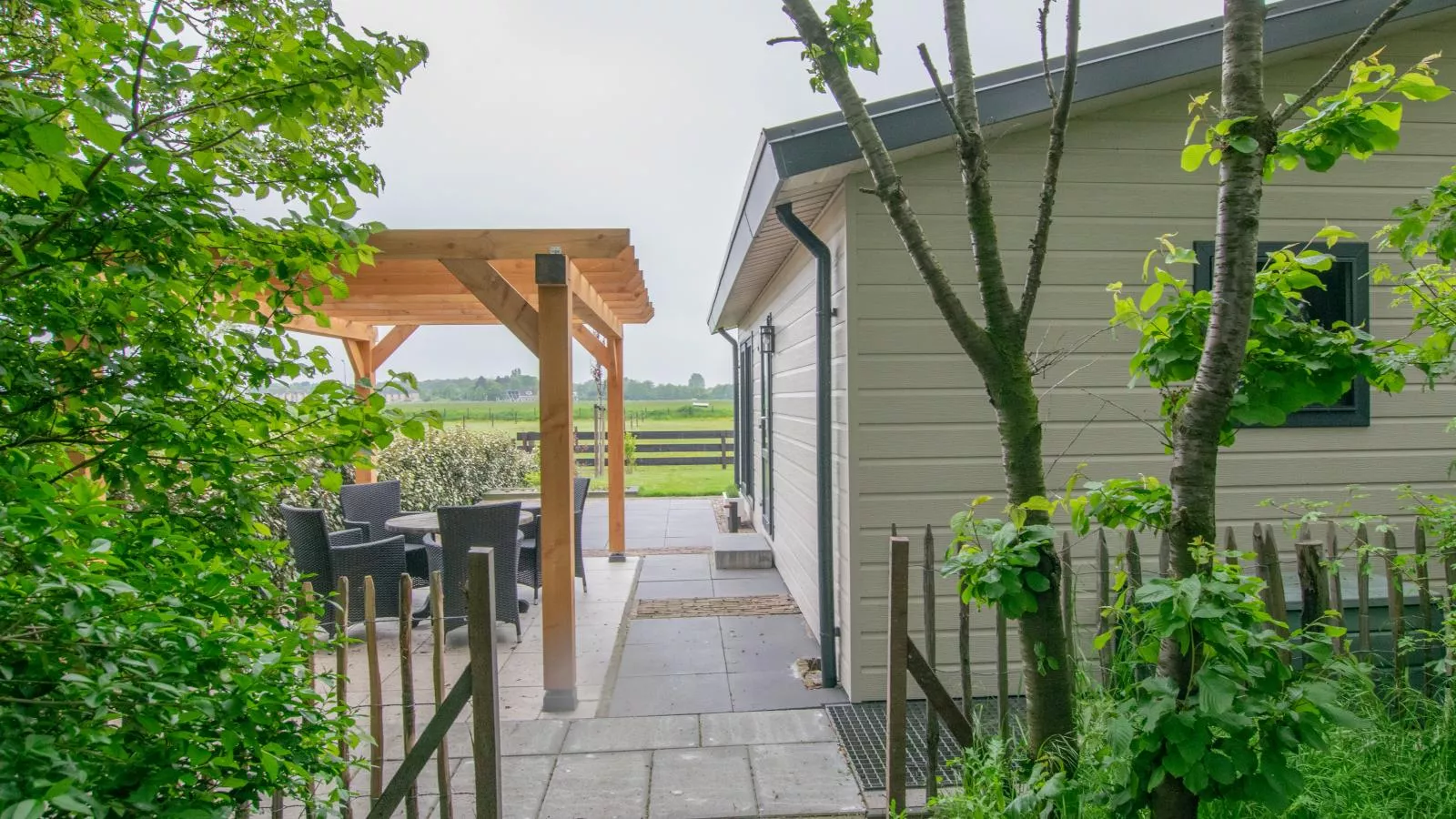 De Huismus-Terrace balcony