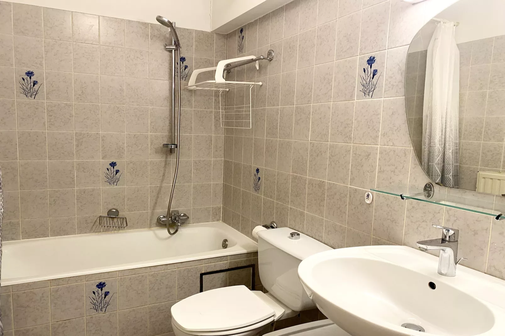 SUNFLOWER 203-Badezimmer