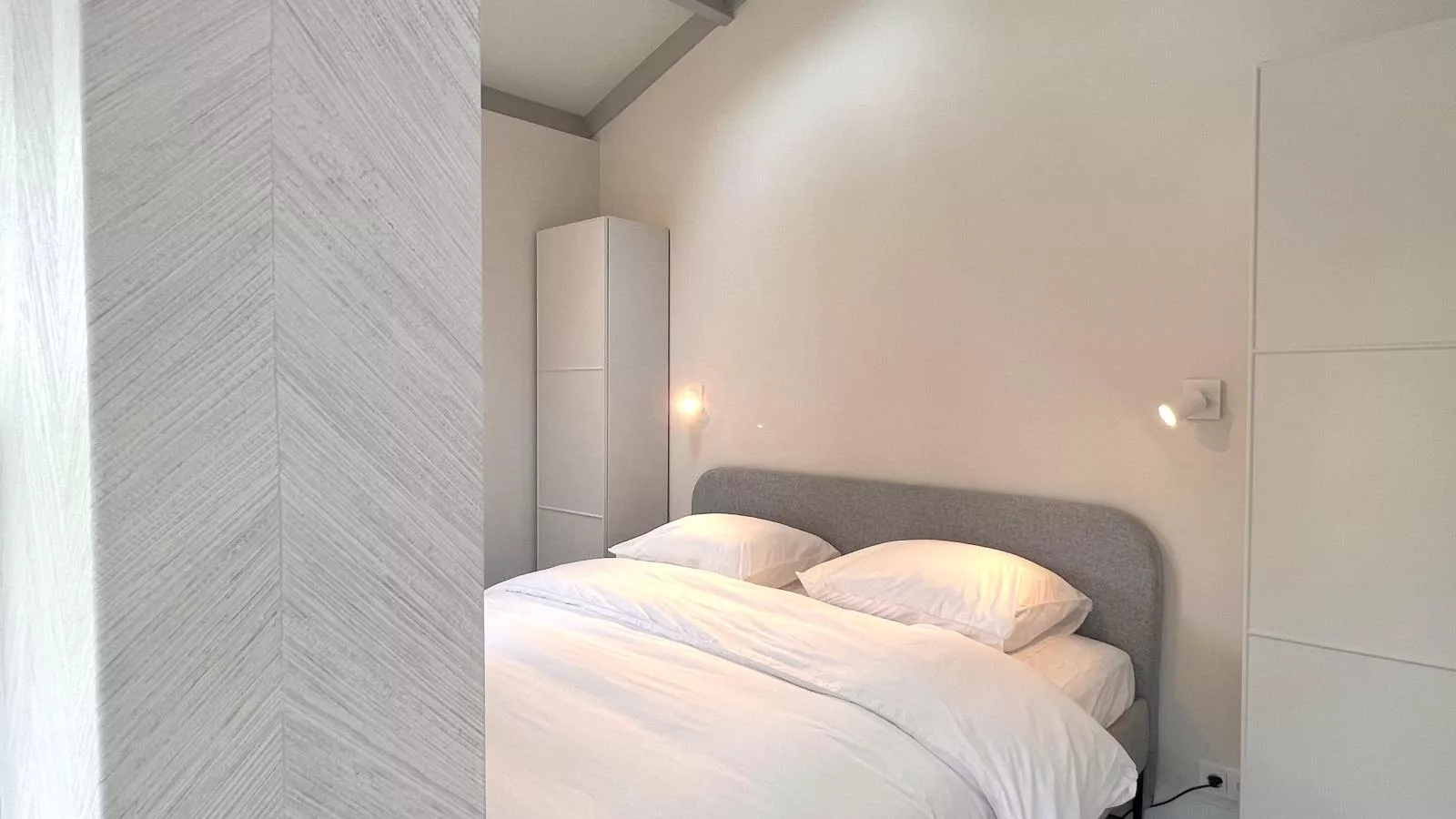 Quercus-Bedroom