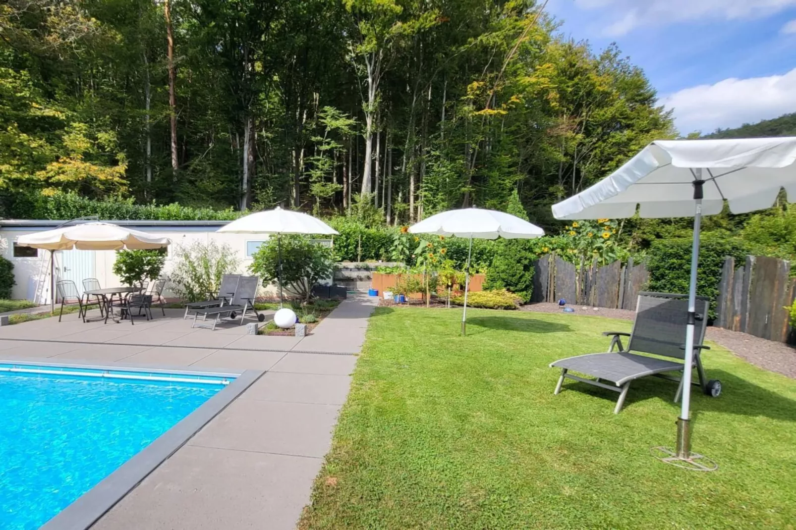 138782-Terrasse / balcon