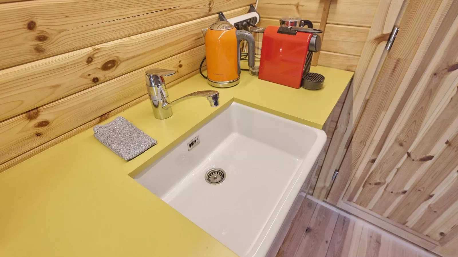Tiny House Jet-Kitchen