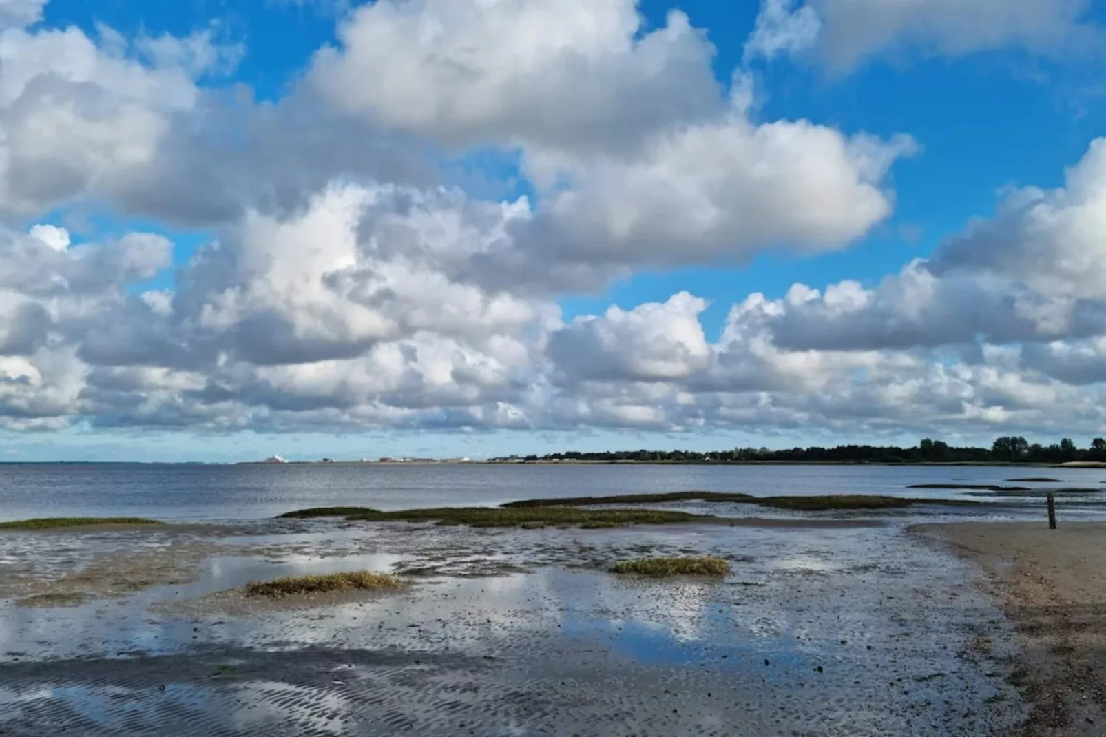 8 person holiday home in Rømø-Water view