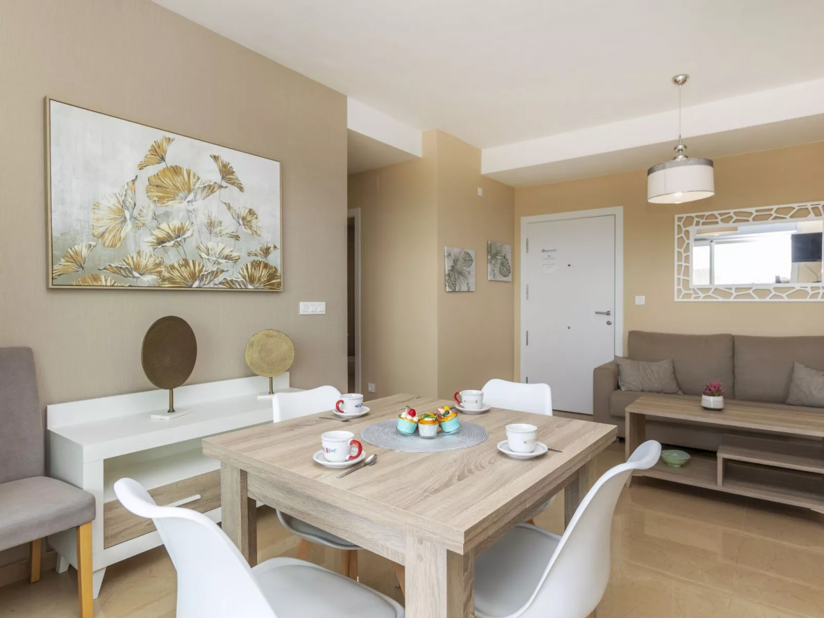 Ciudad Jardin II-Inside