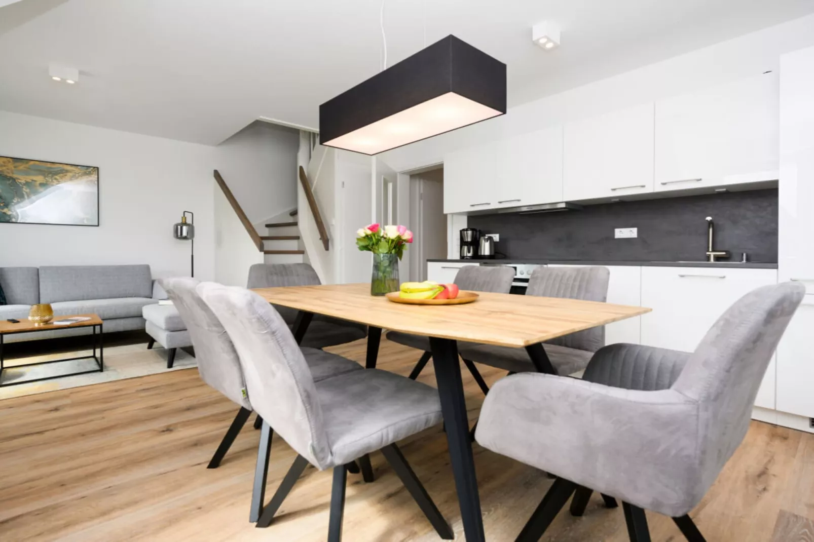 453493-Dining room