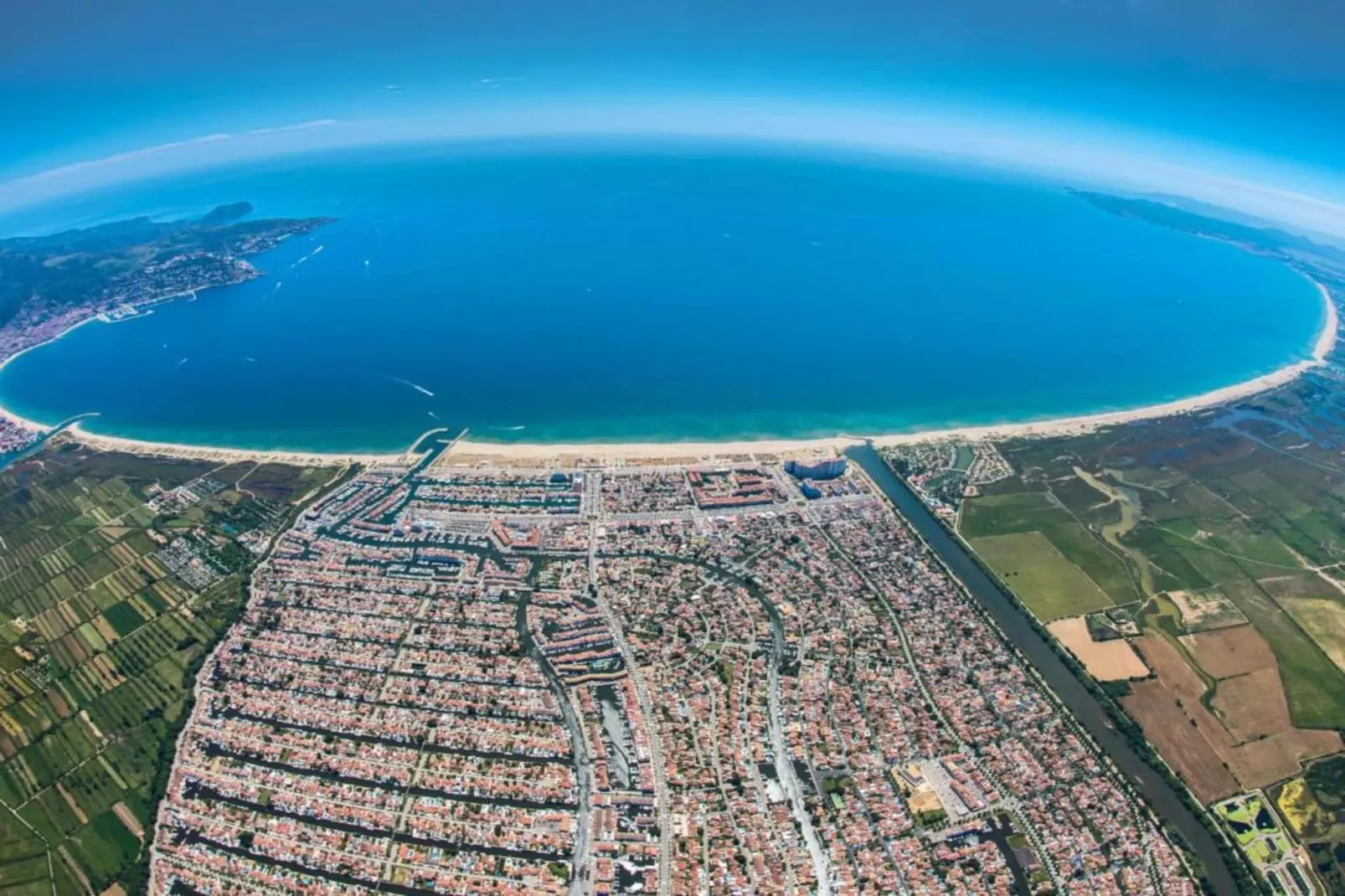 APARTAMENTOS COMTE D'EMPURIES B24-Zones été à 20 km