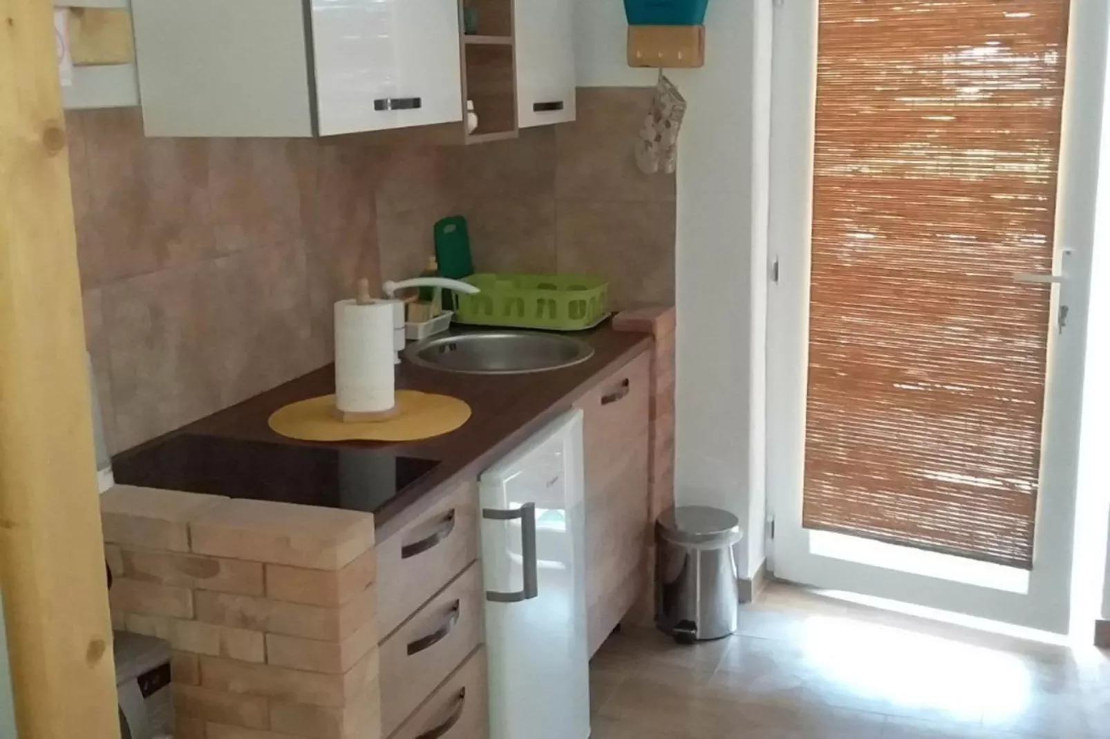 Apartment Mir - Studio Apartment with Garden View-Cuisine