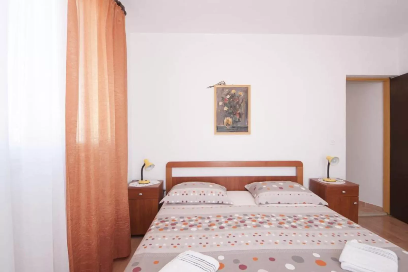Apartments Mira -One Bedroom Apartment with Terrace and Sea View(A1)-Chambre