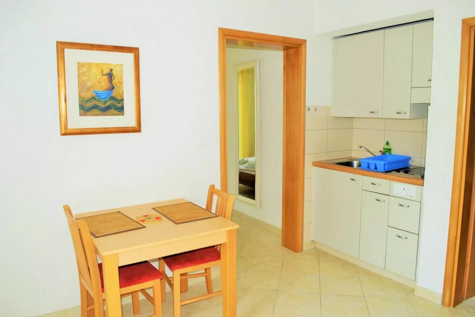 Apartments Villa Moonlight - One Bedroom Apartment with Sea View Balcony and Terrace (Sandra)-Salle à manger