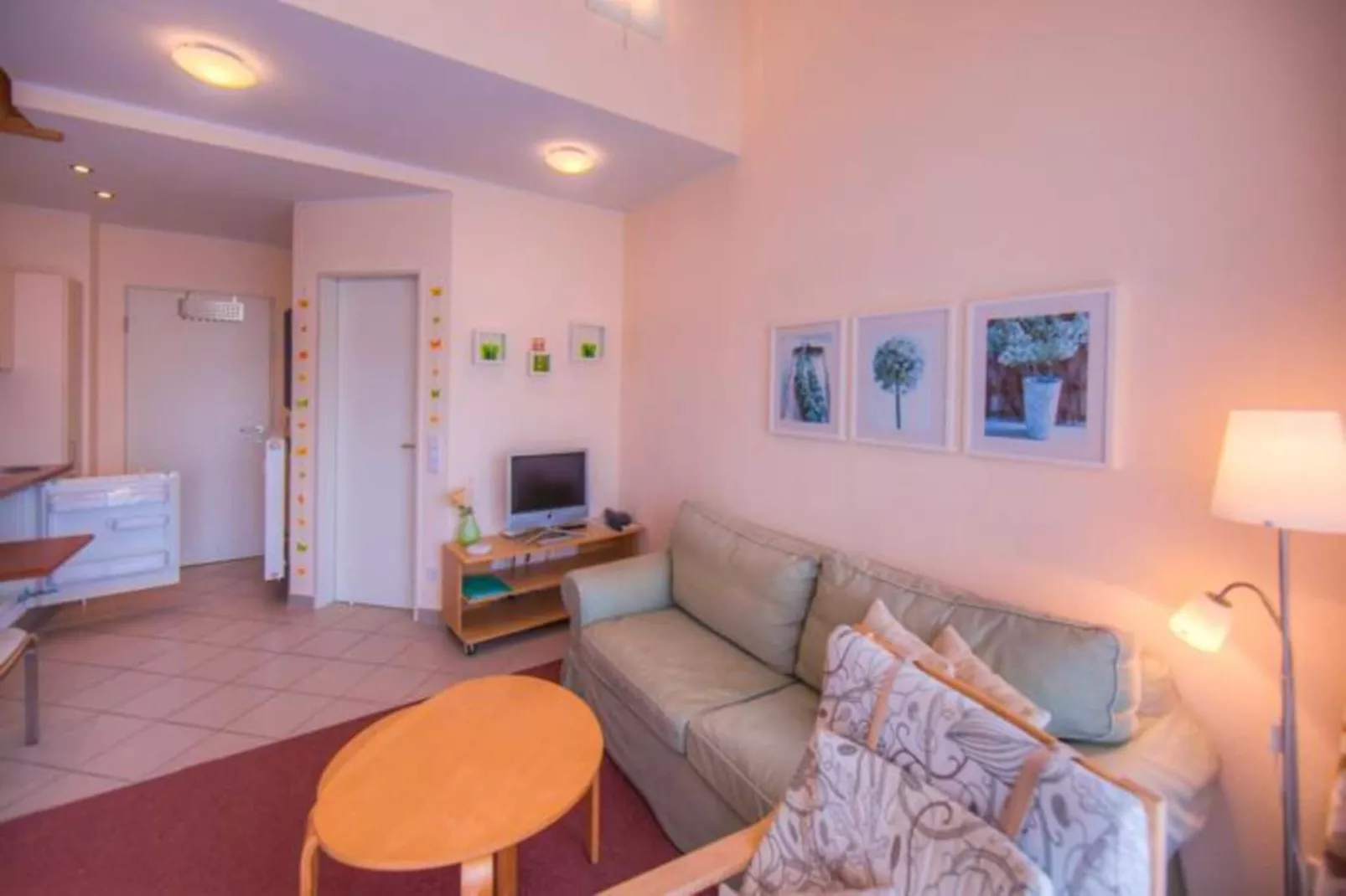 Schneeeule 208-Living room