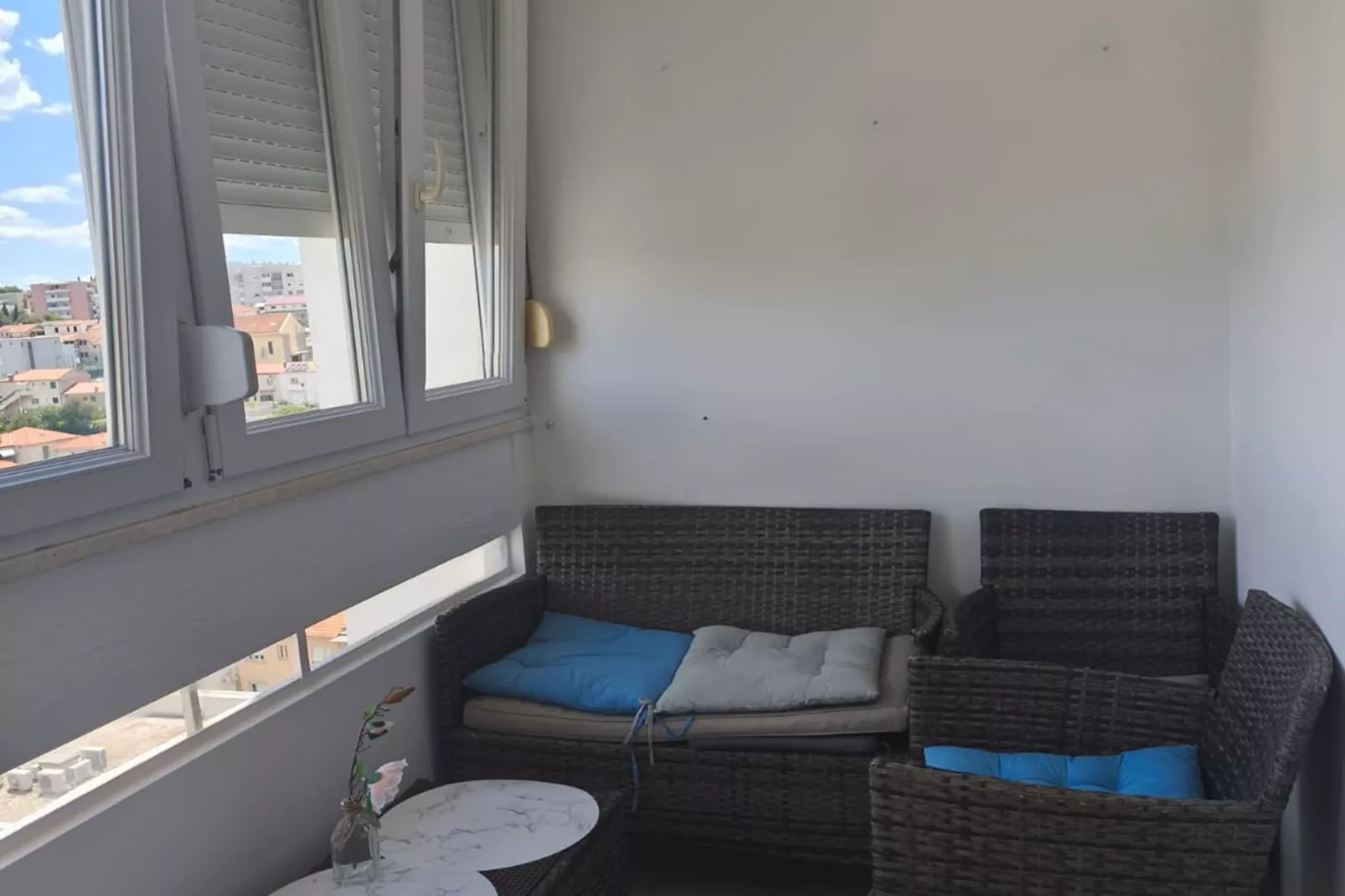 Apartment Alba - Three Bedroom Apartment with Loggia-Wohnzimmer