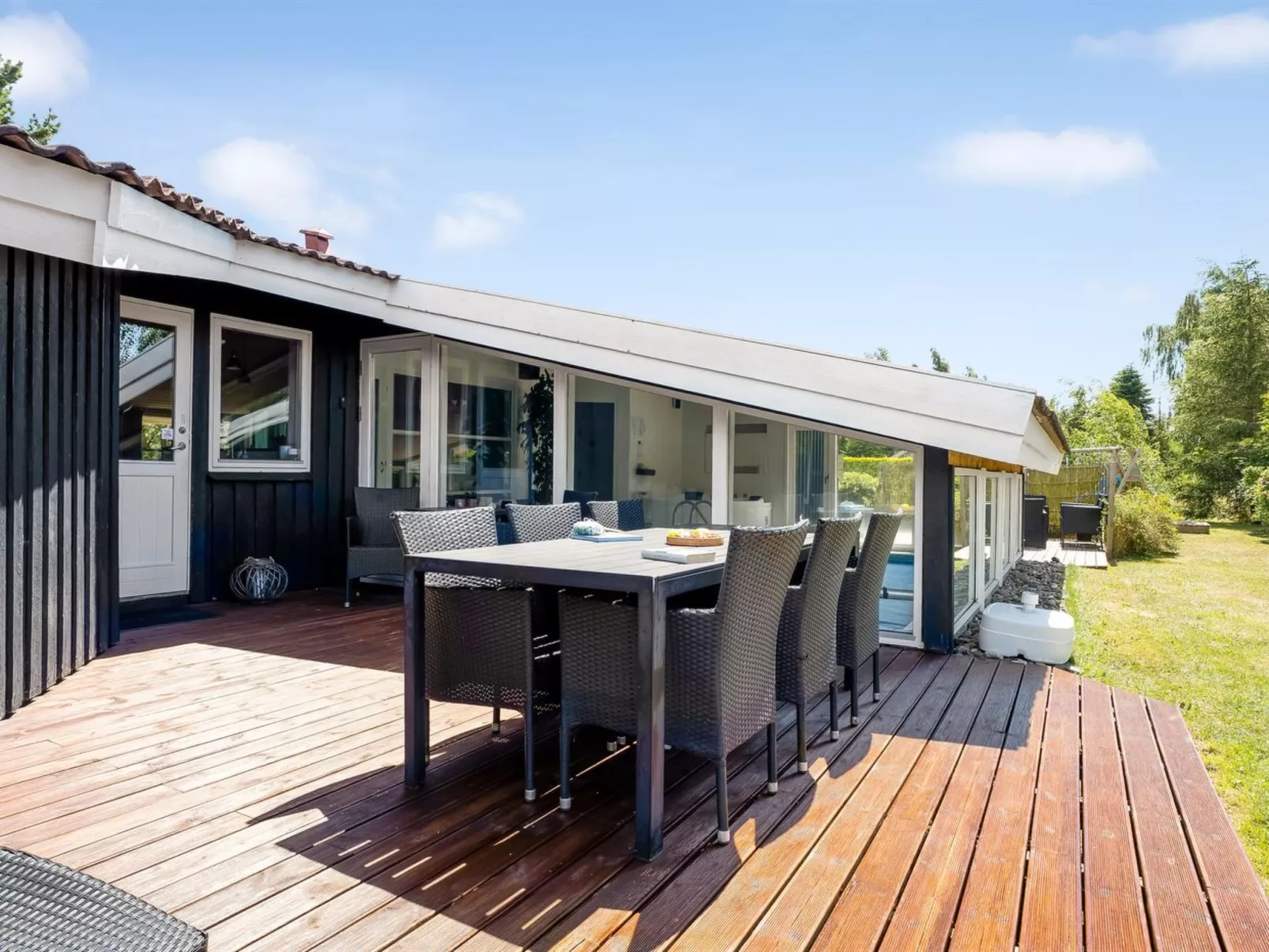 "Estella" - 900m from the sea-Outside