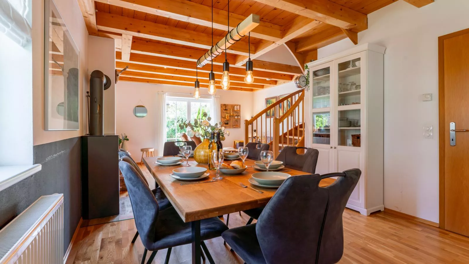 Gailblick-Dining room