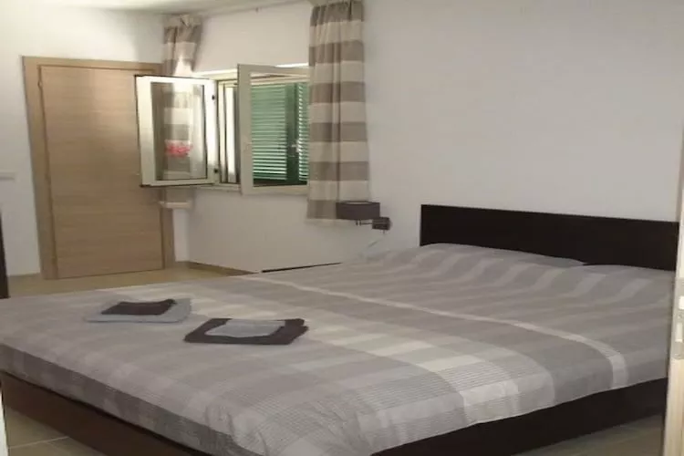 Casa Giovanni - Apt B3-Bedroom
