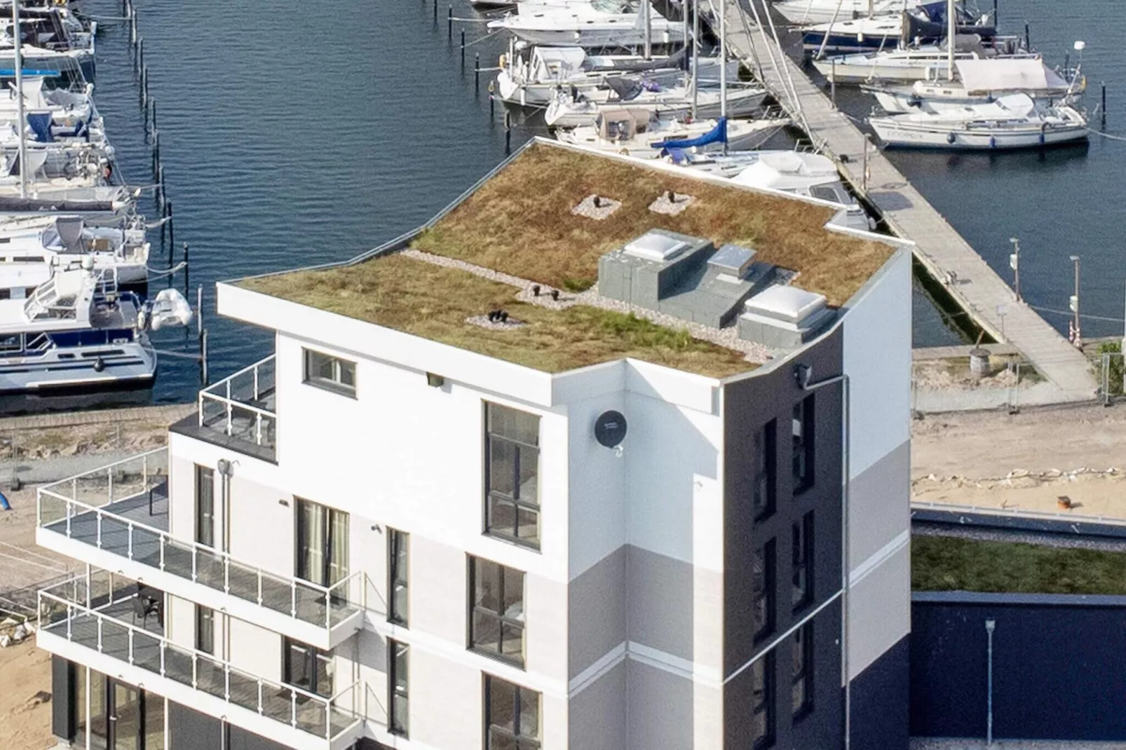 Harbour view apartment in Wendtorf
