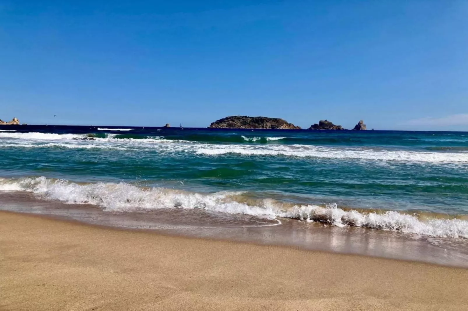 CAP CASTELL 8-A-Areas summer 1km