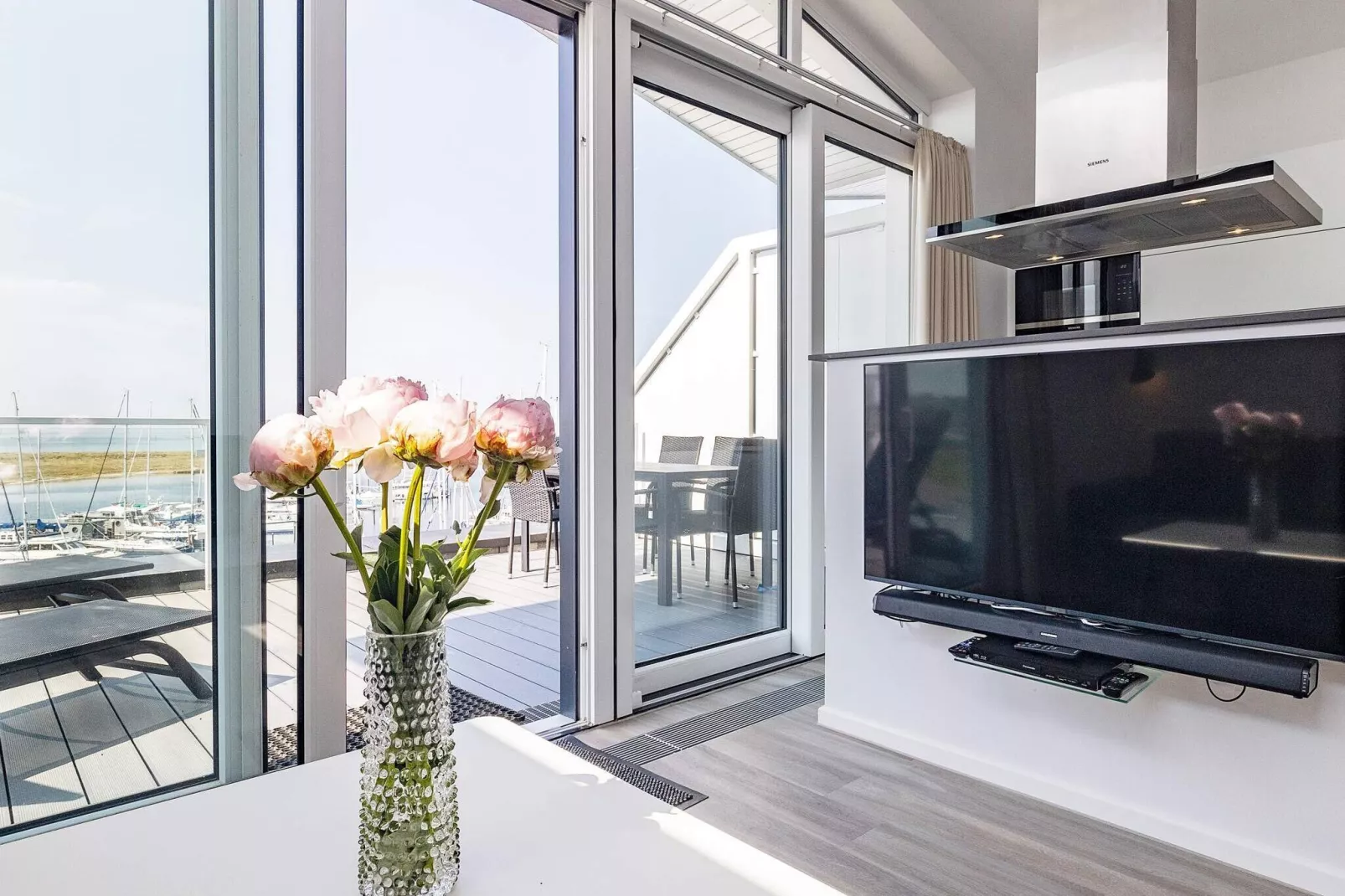 Harbour view apartment in Wendtorf-Indoor