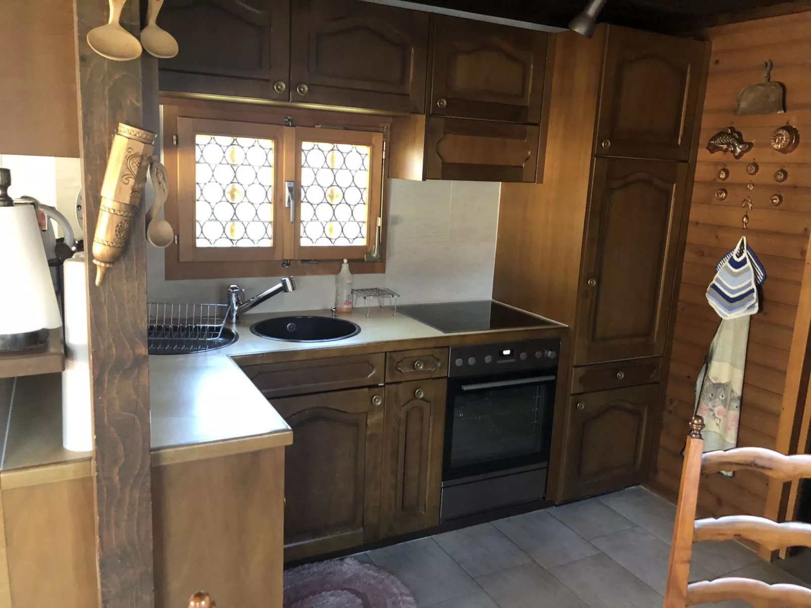 Abnaki, Chalet-Inside
