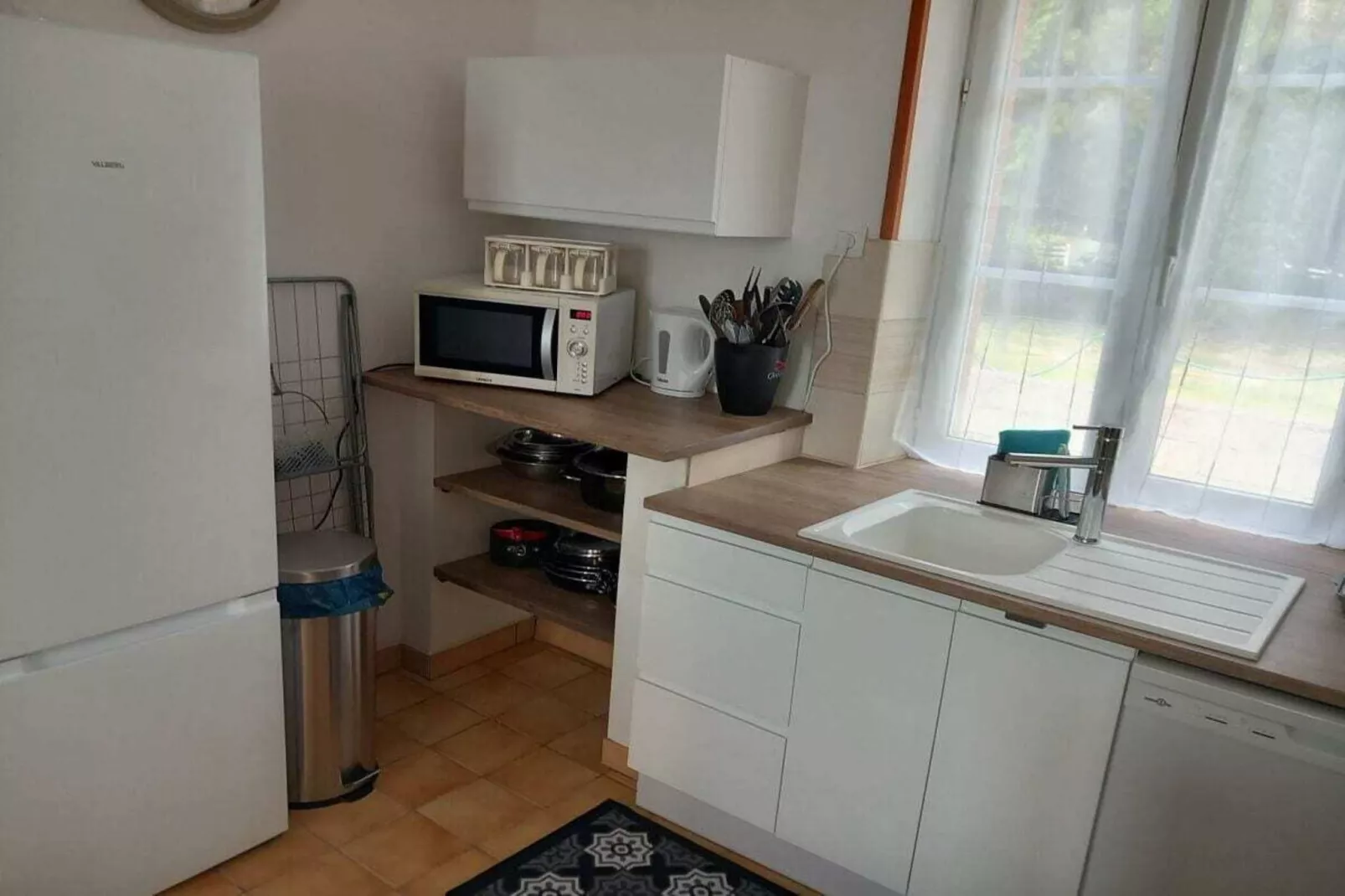 509544-Kitchen
