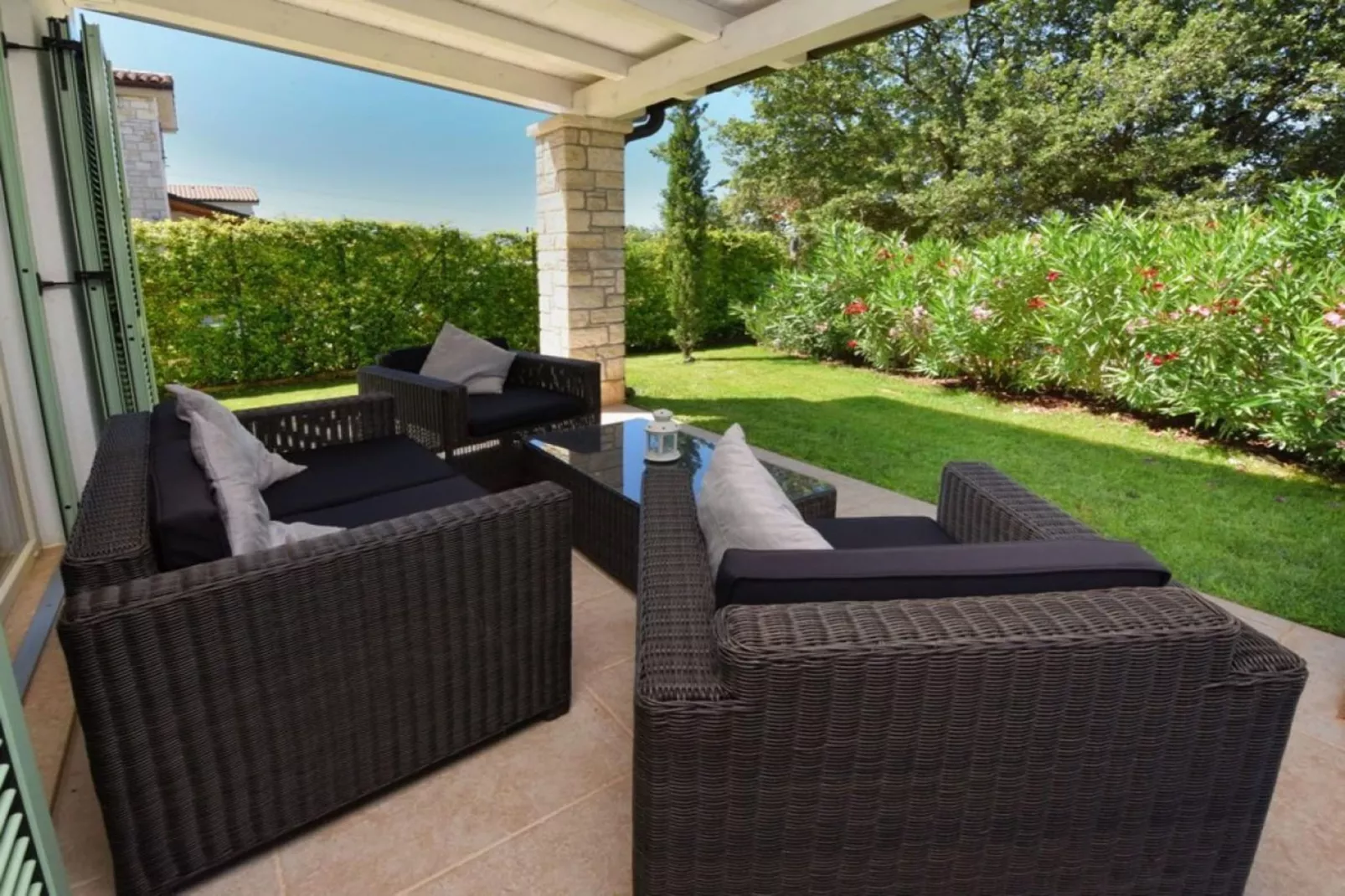 135473-Terrasse/Balkon