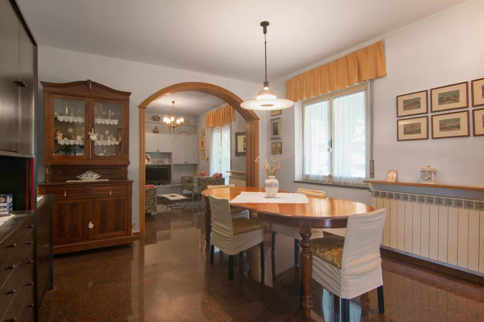 Apartamento Giardino-Esszimmer