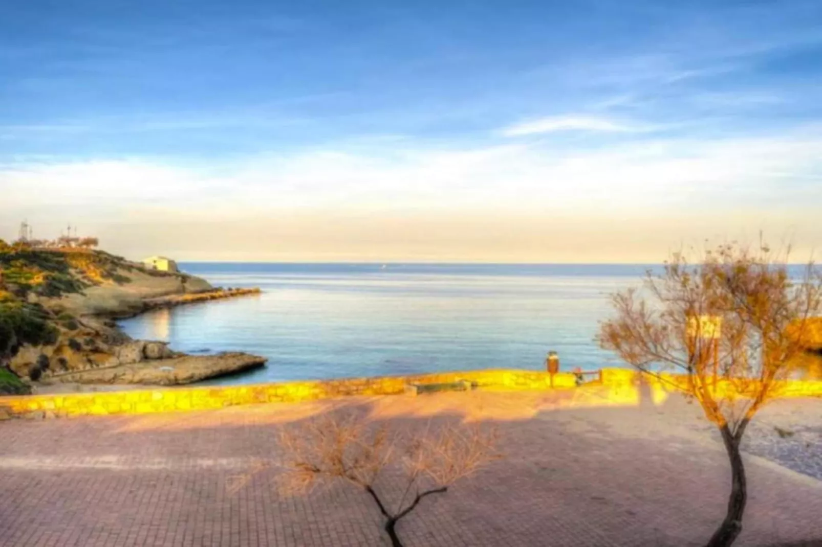 IL DELFINO-Areas within 20km in summer