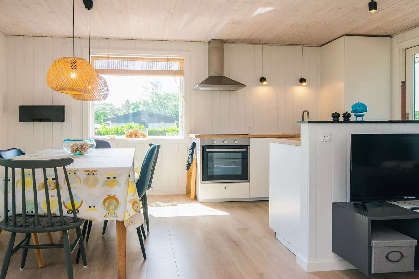 6 person holiday home in Juelsminde-Indoor