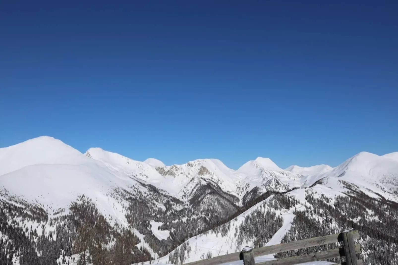 Chalet Ski In - Top 2-Area within 1km in winter