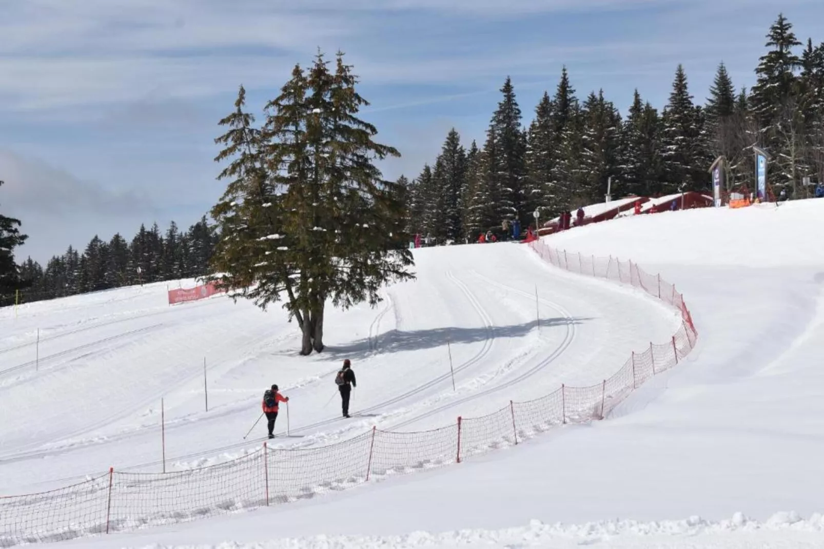 V du Bachat Arolles A n°26 - 2P4-Area within 1km in winter