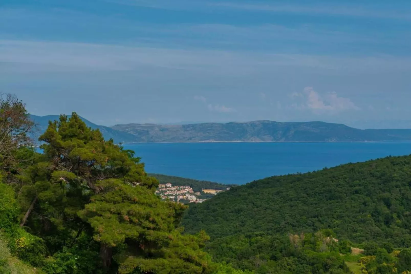 Lara 7 - Shared Pool, Sauna, Jacuzzi-Areas within 5km in summer