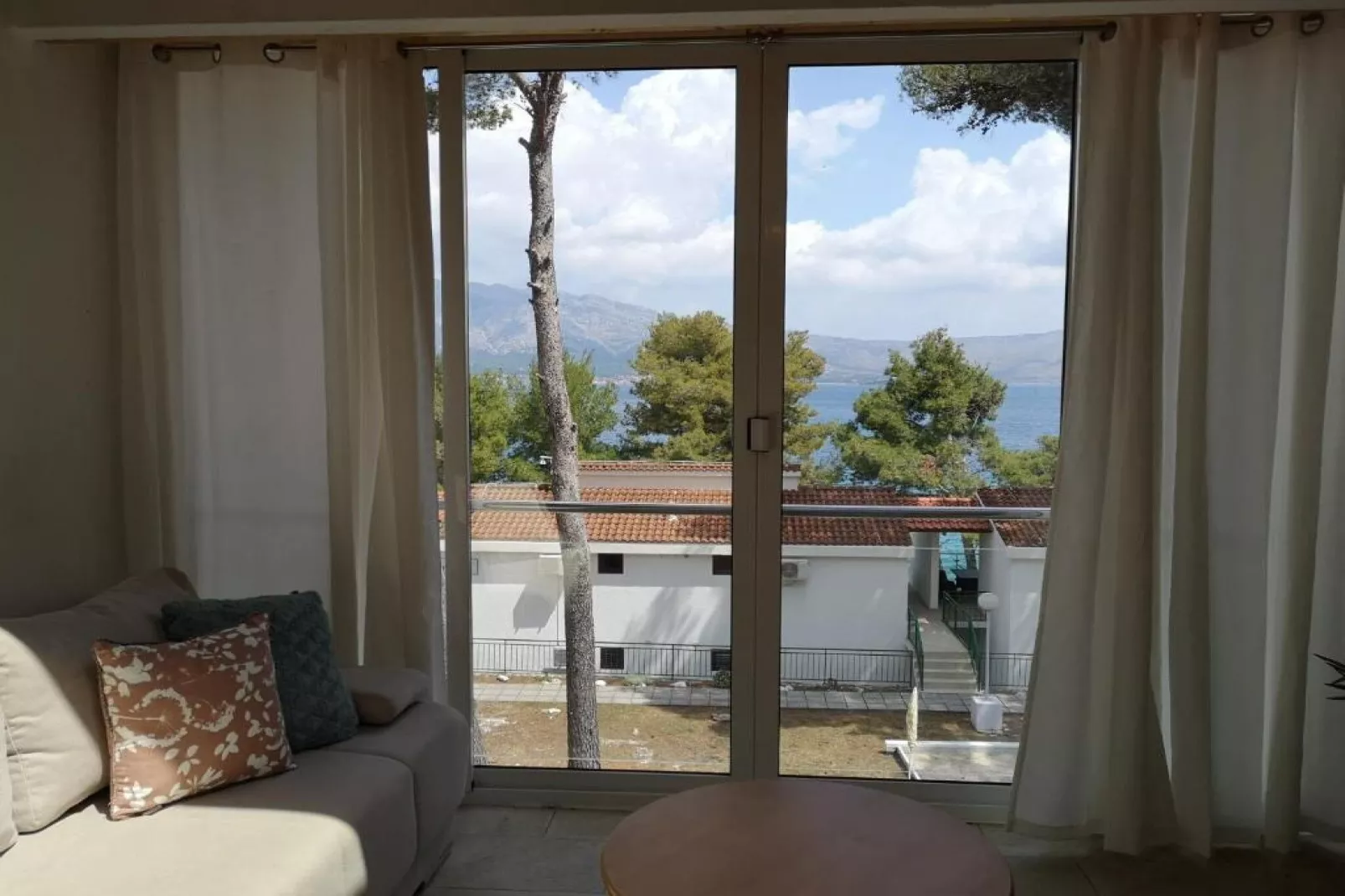 Lumbarda Resort Apartments - Comfort Two-Bedroom Apartment F5-Wohnzimmer