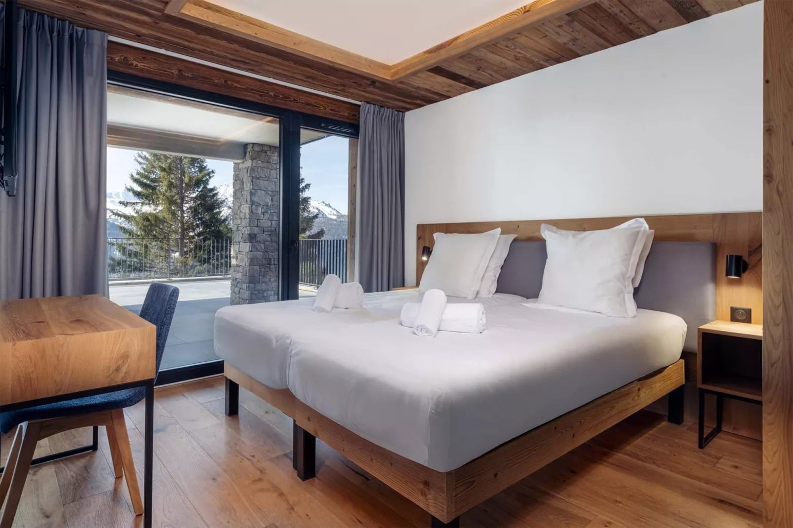 Apartment No 2 3 rooms  2 cabins