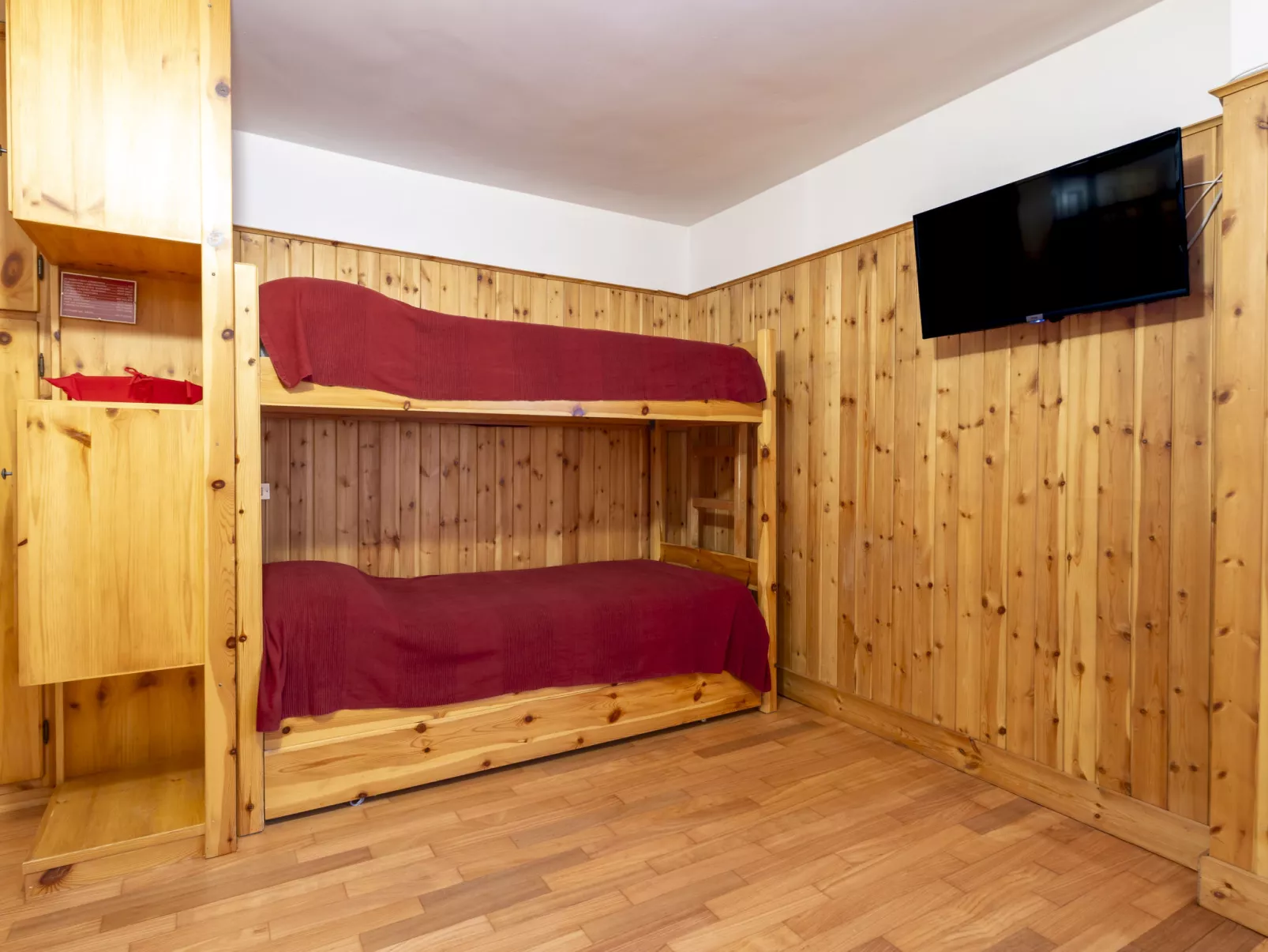 Andossi Studio Apartment-Inside