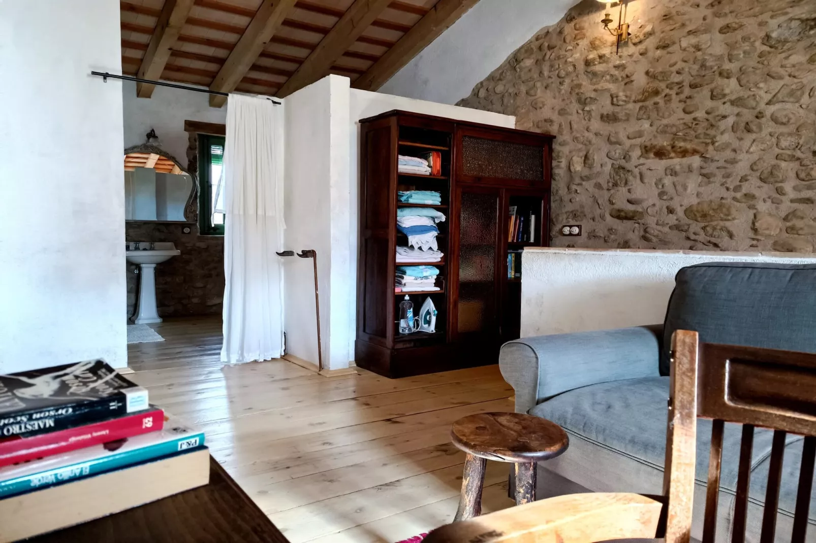 Vivalidays Casa Rural Anna   Mieres  Gerona-Salon
