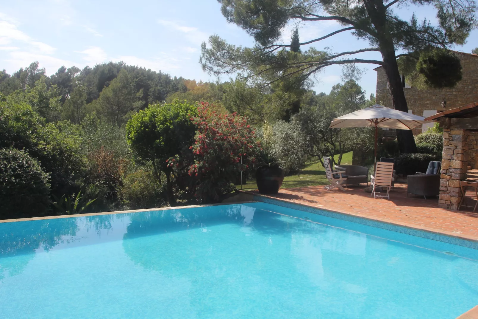 Lavagne-Piscine