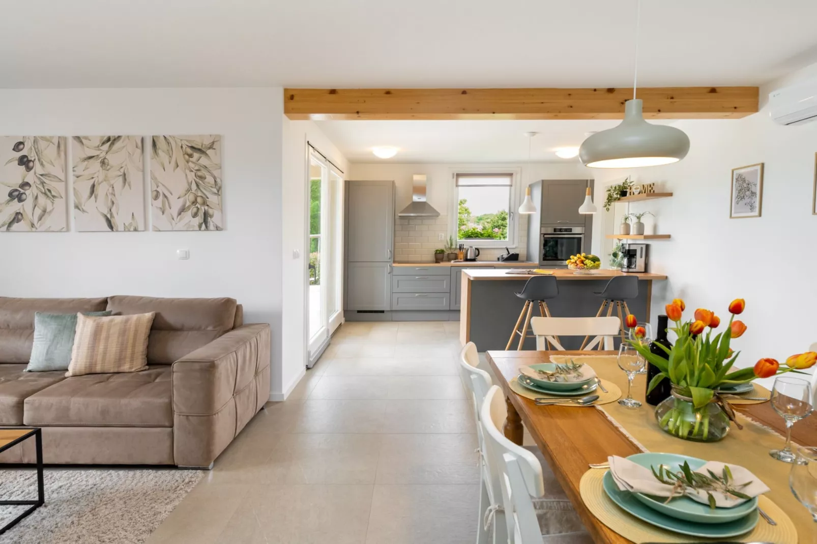 Holiday Home Milevoj - Three Bedroom Holiday Home-Wohnzimmer