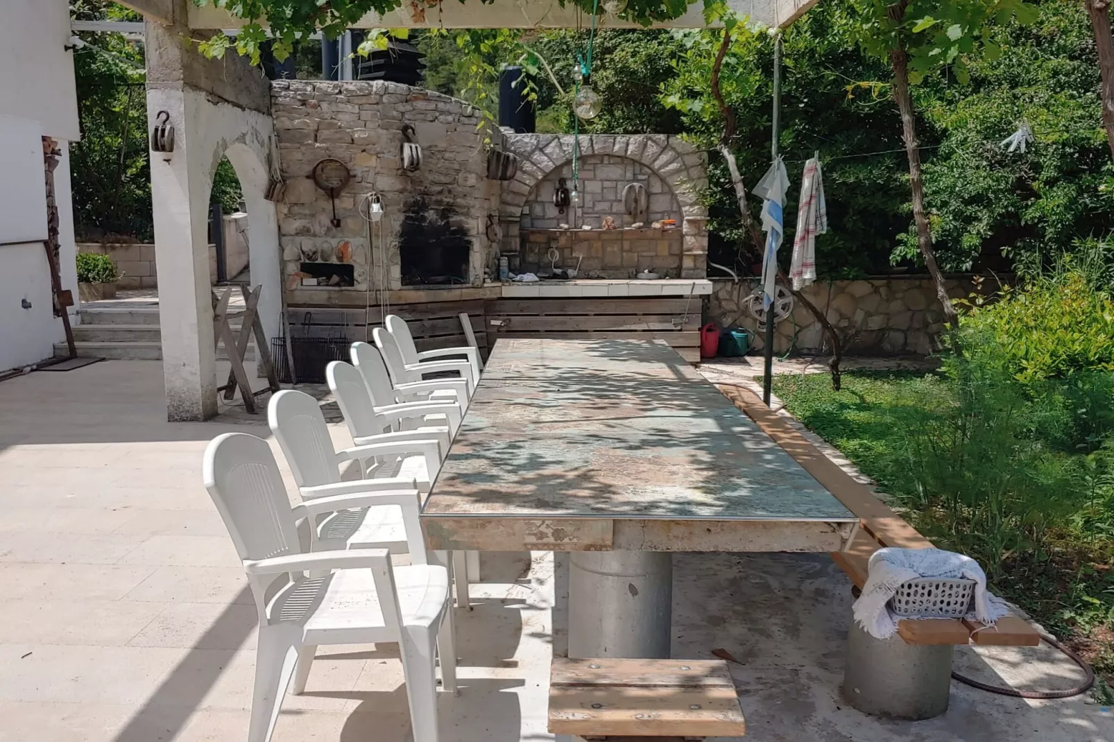 Three Bedroom Apartment with Terrace-Dining room
