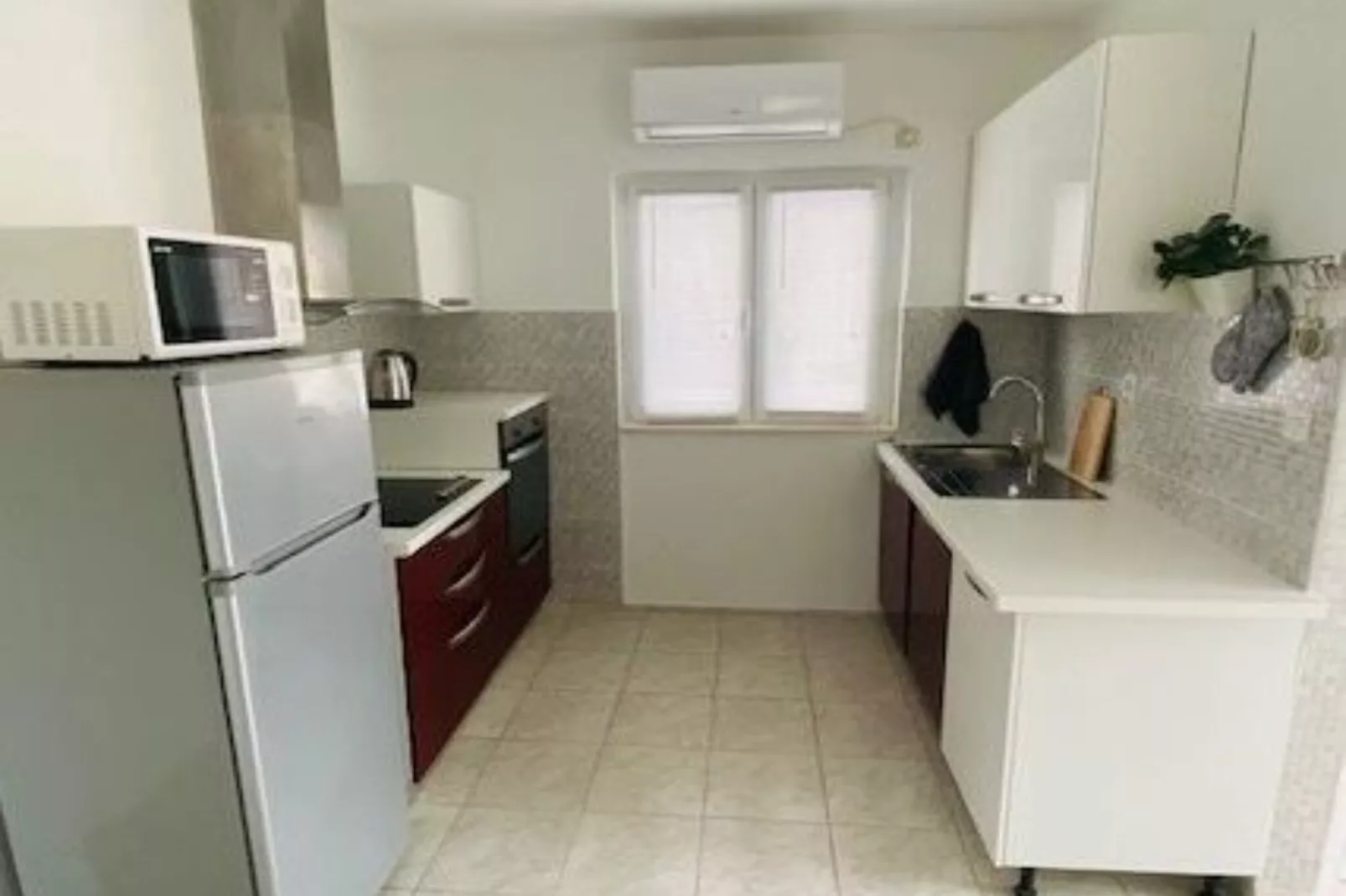 Villa Brazza - Two Bedroom Apartment A2-Kitchen