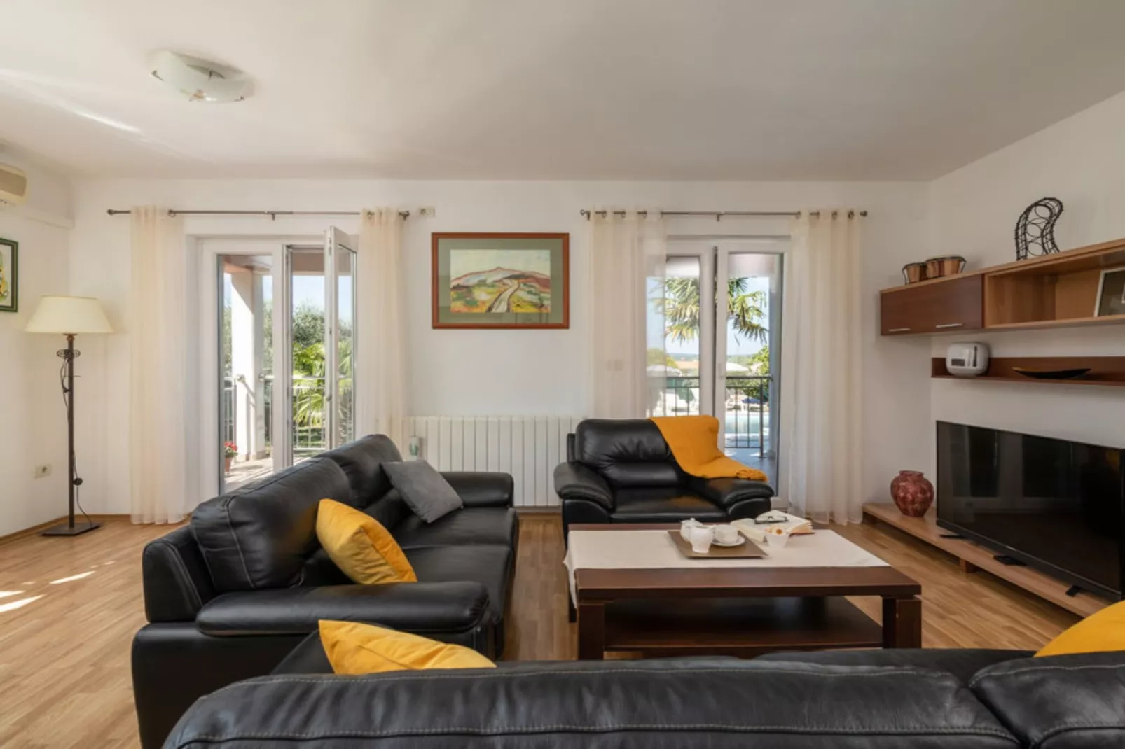 Villa SABINA - Breg Ivanovci - Three Bedroom Villa with Swimming Pool-Wohnzimmer