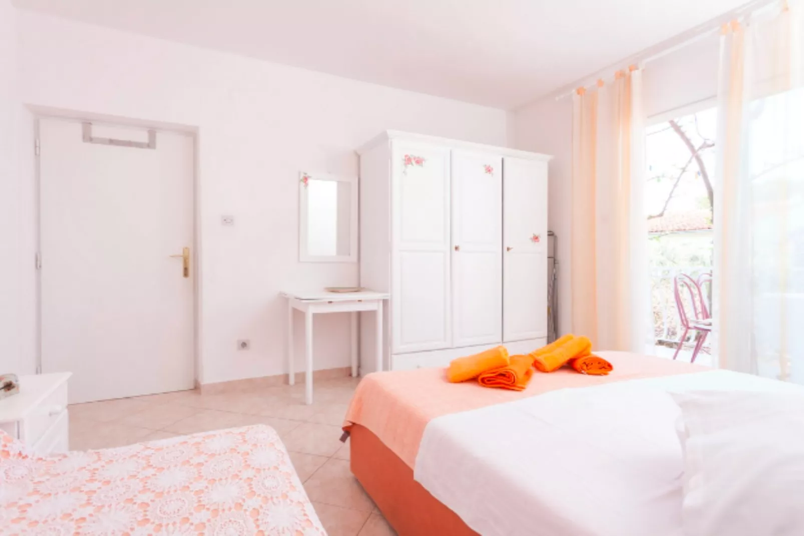 Apartments Lily - Three Bedroom Apartment with Terrace and Sea View-Schlafzimmer