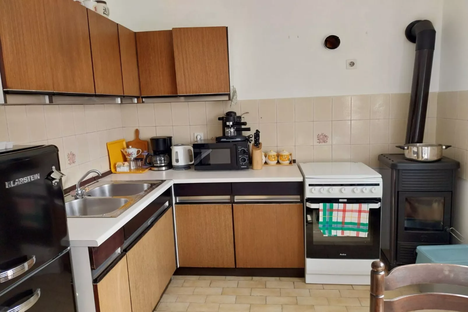 Holiday Home Marina - Two Bedroom Holiday Home with Terrace-Küche